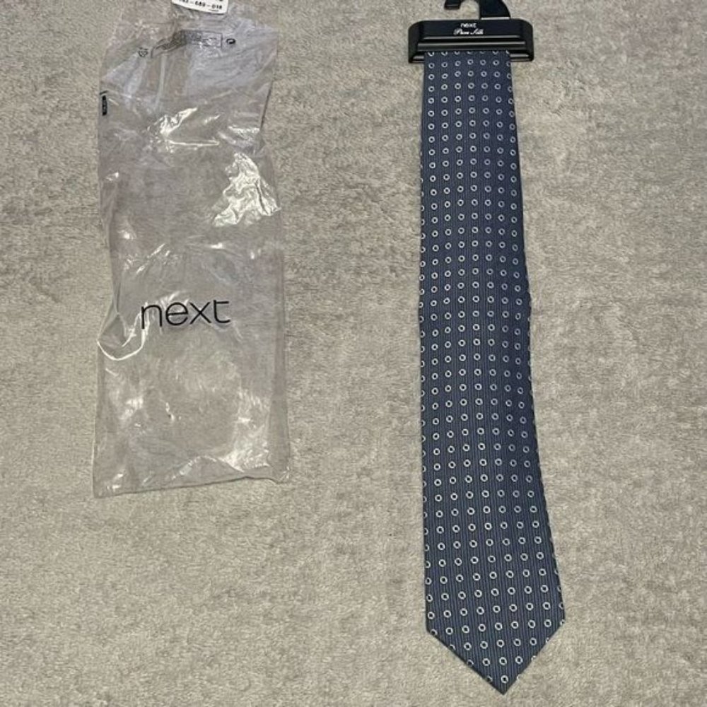 ??next Signature Pure Silk tie. Only taken out of package for pics.